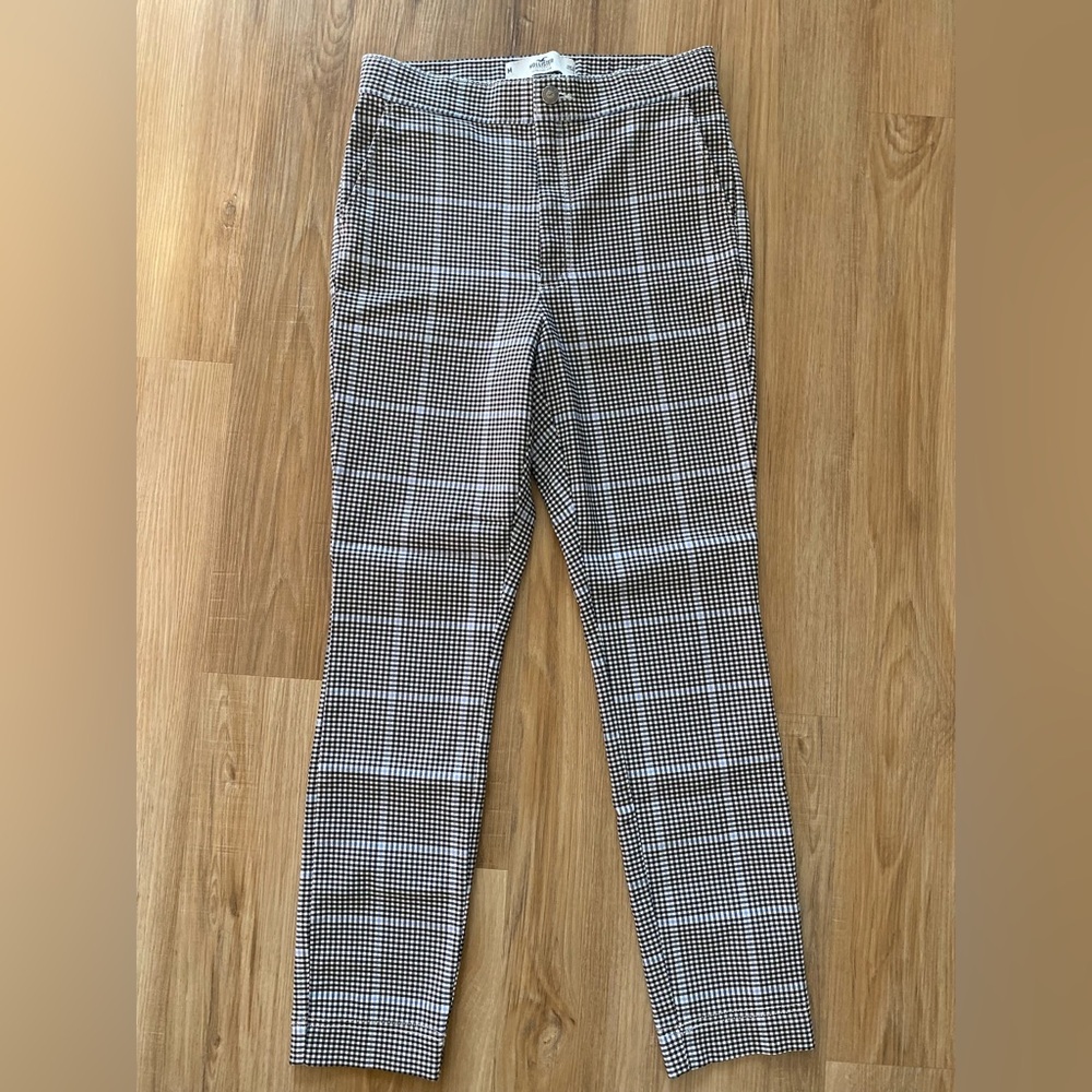 ❤️‍🔥❤️‍🔥Hollister Ultra High-Rise Slim Blue & Black Plaid Crop Ankle Pants